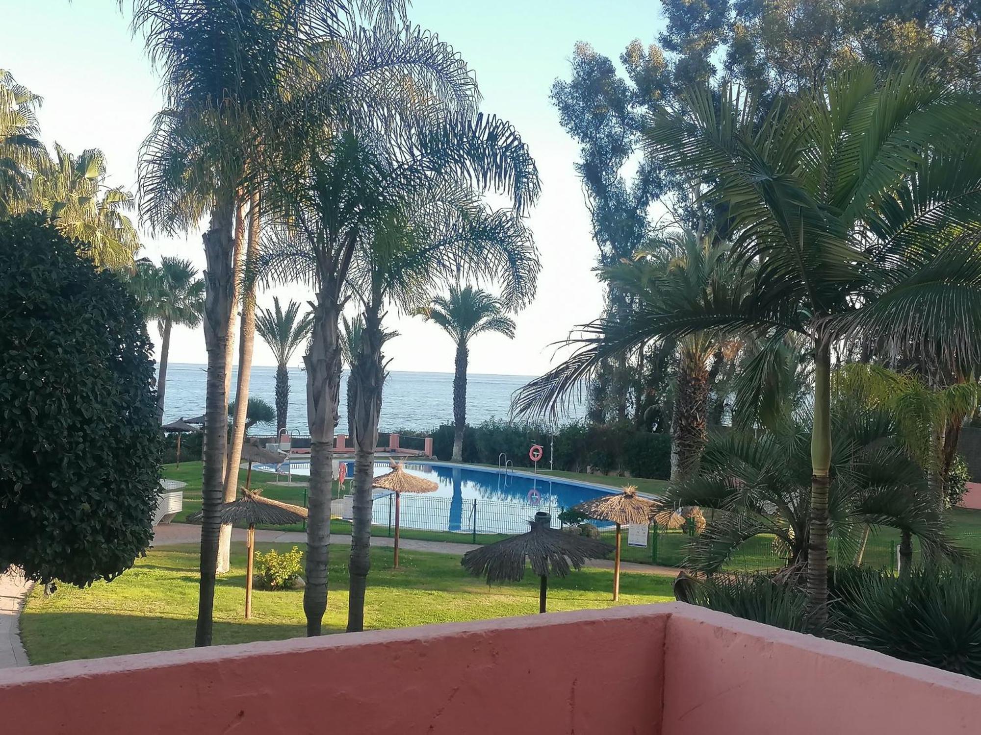 Cn-340 Suites Estepona Værelse billede