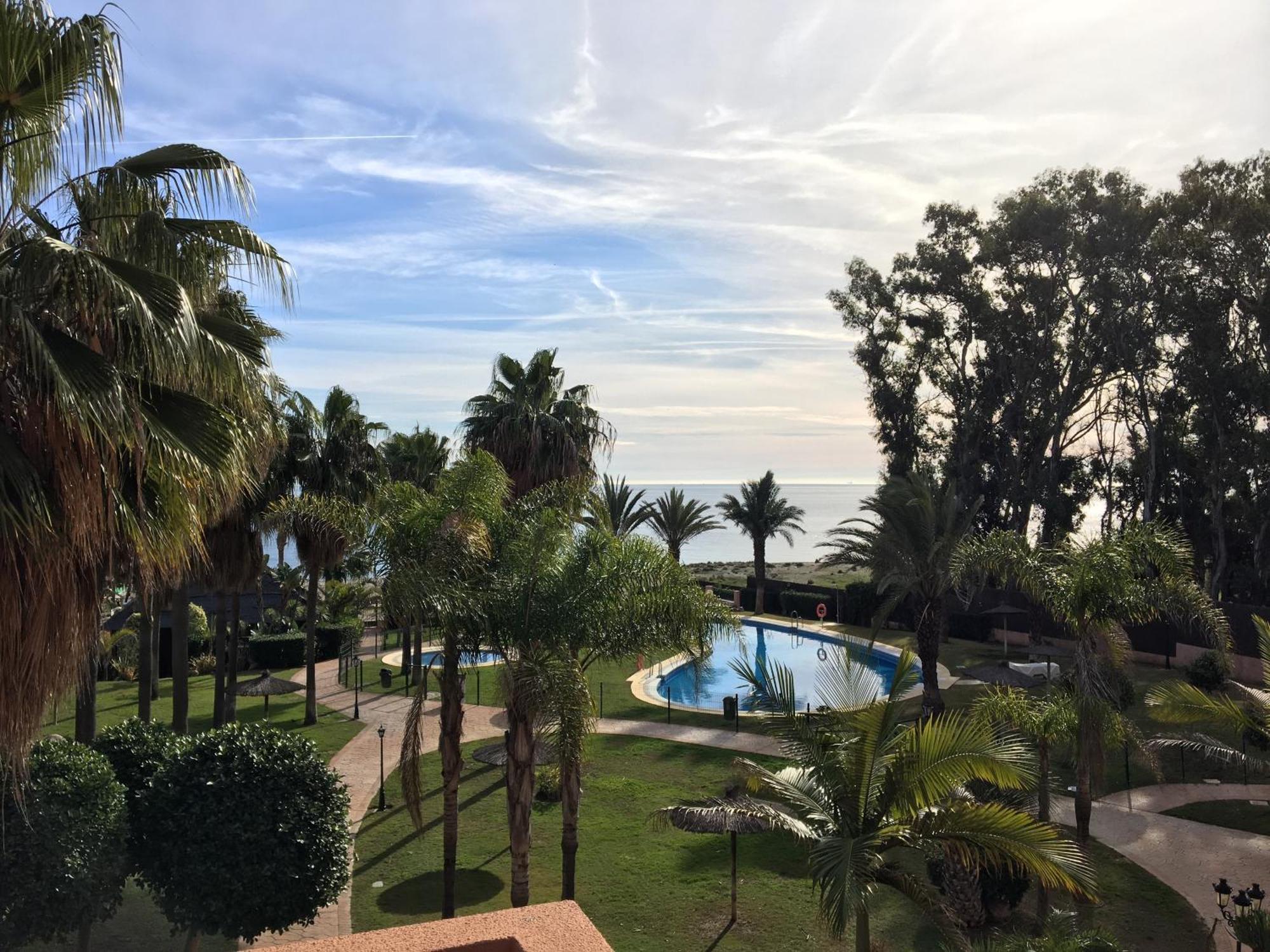Cn-340 Suites Estepona Værelse billede