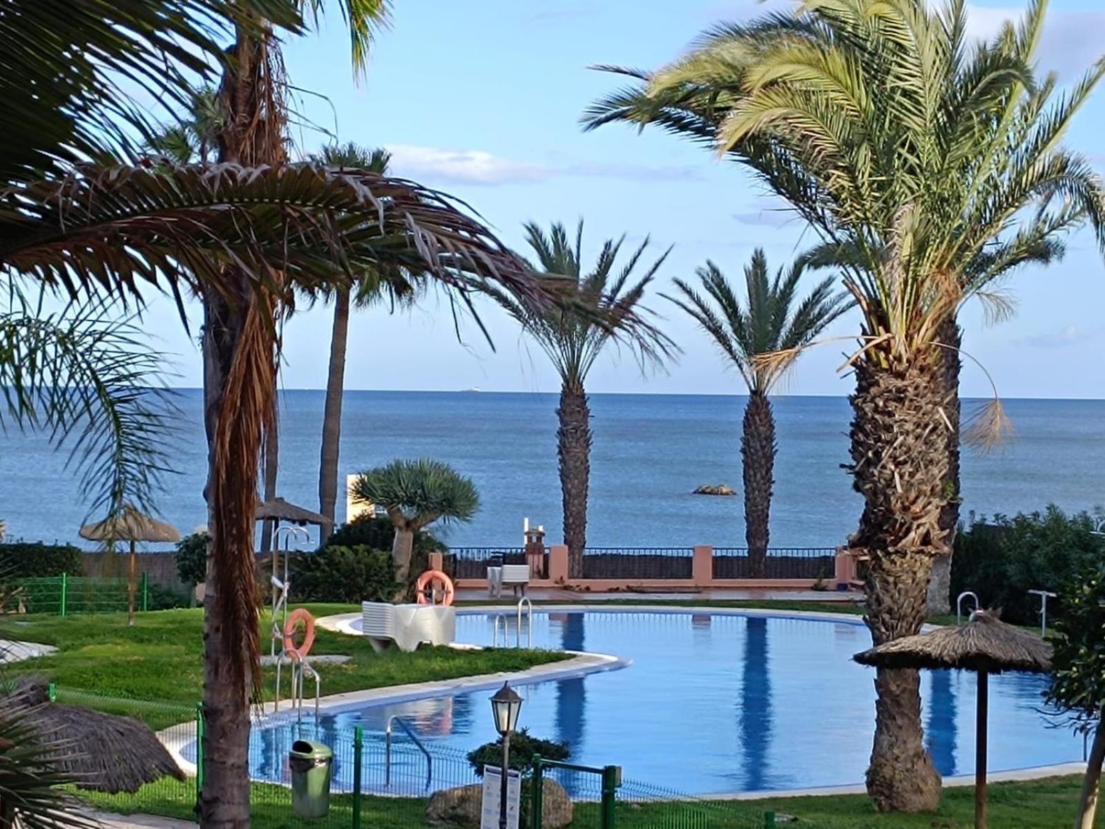 Cn-340 Suites Estepona Eksteriør billede